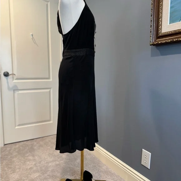 BURBERRY Size 4 Classy Black Silk dress with Charcoal Jersey trim! - Picture 6 of 7